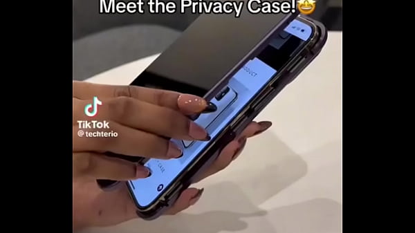 Nonton Iphone Case Gets Railed thumbnail