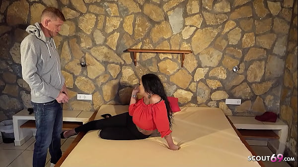 German MILF_Zara Mendez seduce her brother in law toCheating Fuck