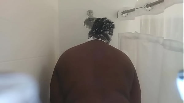 SHAMPOO AND RINSE 