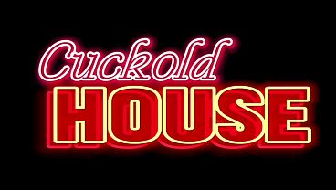 Nonton Velho Corno Chama Amigo (tamb&eacute;m Coroa) Para Foderem A Pr&oacute;pria Esposa Novinha Juntos thumbnail