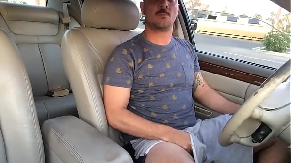 Play MP4 - Hippie guy jerking off and fingering ass in the car in public