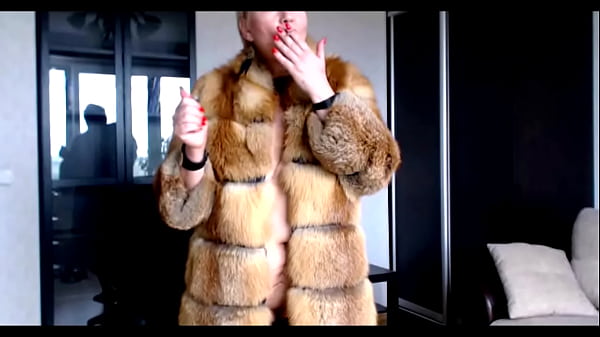 Mature bitch in a fur coat... Performance by the famous webcam whore and singer Aimee Hot MILF )) 