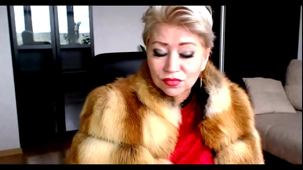 Mature bitch in a fur coat performance by the famous webcam whore and singer aimee hot milf 