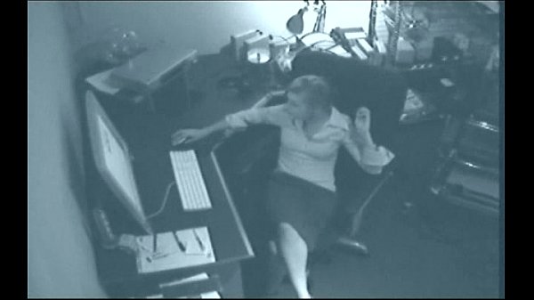 Play MP4 - Naughty Masturbating Secretary Caught On Tape