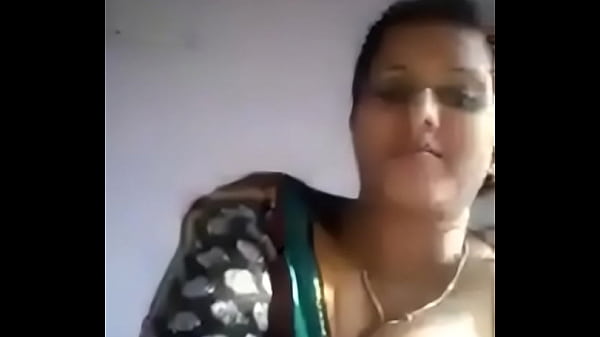 Bhabhi ki boobs