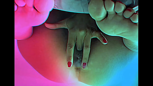 Play MP4 - My color holes