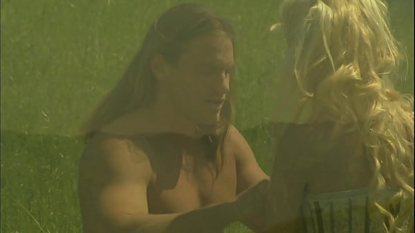 Carmen Luvana Leaves This Field Fuck With A Sore Pussy From Multiple Orgasms thumbnail