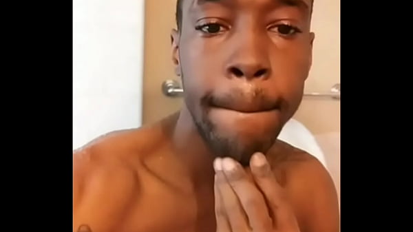 Play MP4 - Jus teasing ya lil