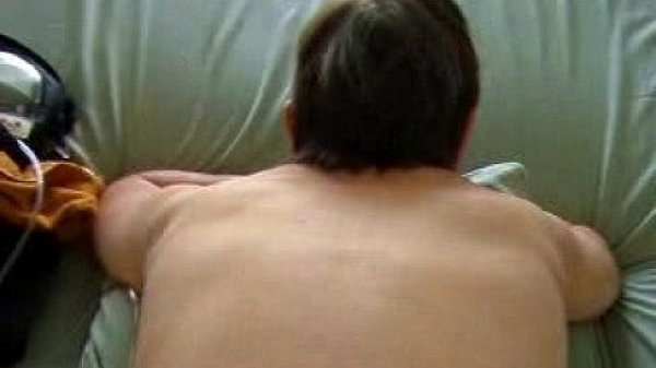 1PoppingseniorHotwife.WMV 