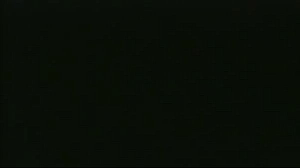 Nonton Diva Posing For The Camera Without Her Bra thumbnail