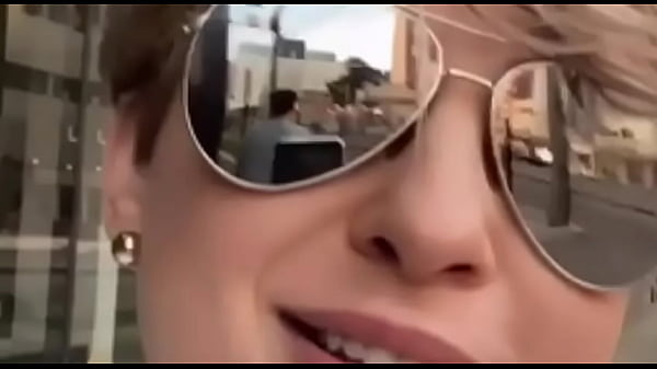 Play MP4 - Quem quer me comer de quatro&quest;