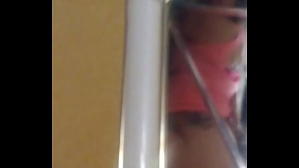 Play MP4 - Doggy style for her fat ass