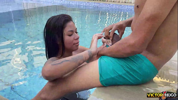 Casada Traindo Marido Com Dotado_Na Piscina - JapaDe Olinda