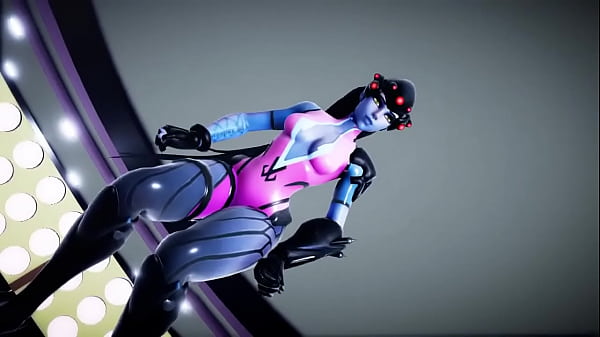 Widowmaker e seios inflados