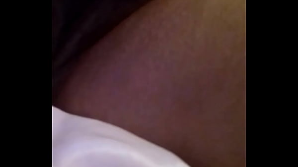 Nonton La Putita De Mi Amiga thumbnail