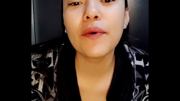 Nonton Bluee Masturbates For You With A Lot Of Love, She Knows How To Masturbate To The For Her Squirt thumbnail