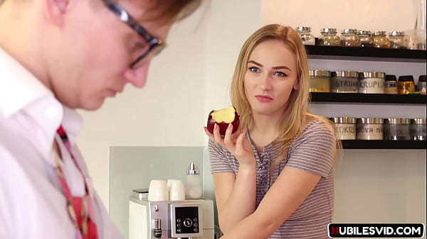Play MP4 - Jenny Wild Petite Teen Warm Apple Pie