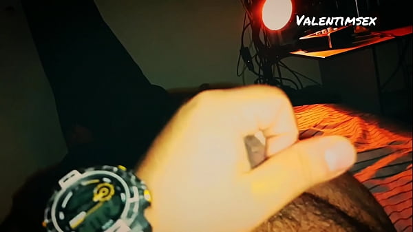 Play MP4 - Batendo uma punheta para relaxar