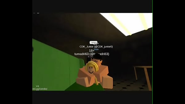 Ella está obsesionada_conmigo_en Roblox