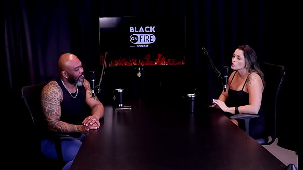 Gosta do pau m&eacute;dio j&aacute; parou uma grava&ccedil;&atilde;o por causa da posi&ccedil;&atilde;o o cliente n&atilde;o queria pagar e ficou sem retorno por motivo de agatha mama watch sheer red 