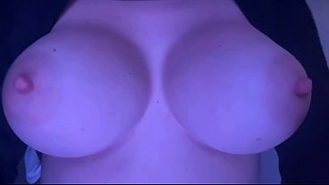 European Stepmom Artemisia Love Boobs Bounce Sesh thumbnail