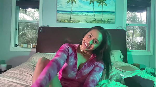 Nonton Like Feet? Watch Me Show Mine And Suck My Toes. thumbnail