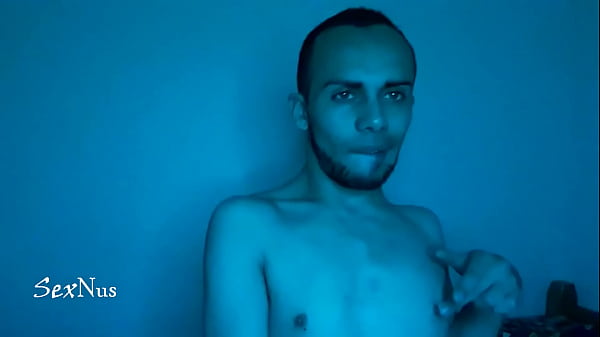 Te quiero mamar el pipi con mi lengua caliente 