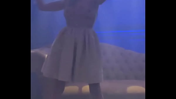 Do you wanna dance with me 