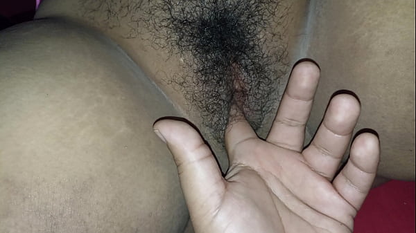 Lleg&oacute; Mi Cu&ntilde;ado Y Me Acaricia Las Nalgas Y Mi Vagina Sin Depilar thumbnail