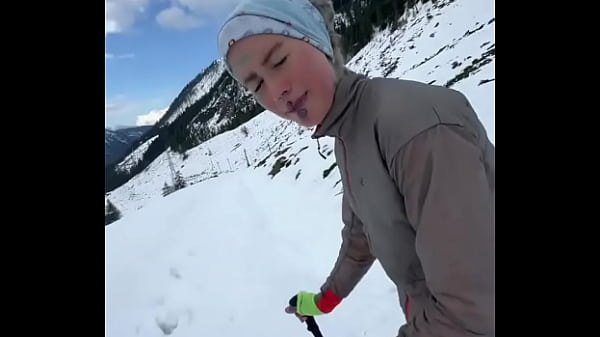 Nonton My First Run In The Snow! ️?️what's Your Favorite Winter Activity?#firstsnow #run #wintervibes #chillyad... thumbnail