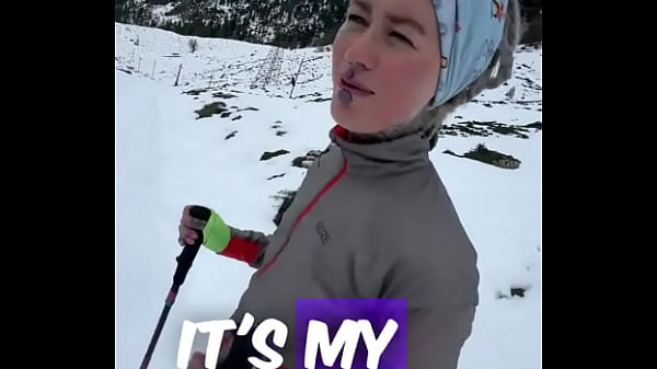 My first run in the snow ️ ️what's your favorite winter activity #firstsnow #run #wintervibes #chillyad 