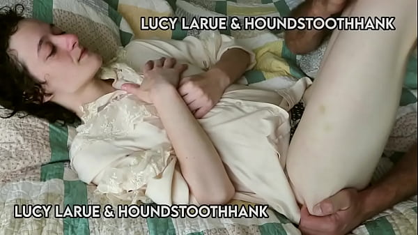 Nonton Hank Gets Handsy thumbnail