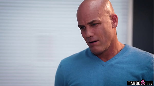 Latina stepdaughter teen_Kiarra Kai experiences a power_trip of stepdad