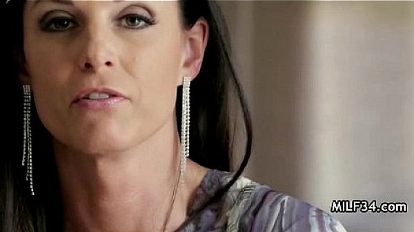 Hot cougar blows a big dick