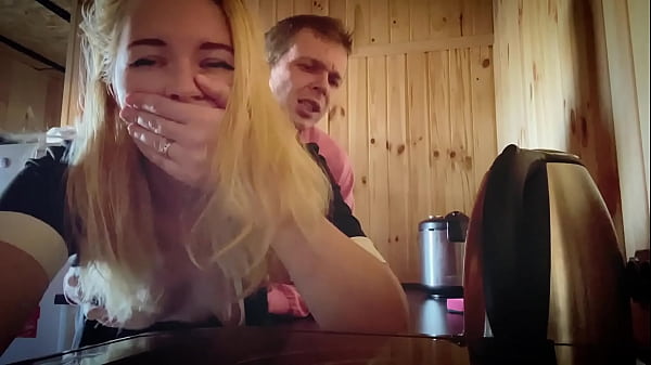 Play MP4 - Sexy maid with a big ass gets fucked while cleaning