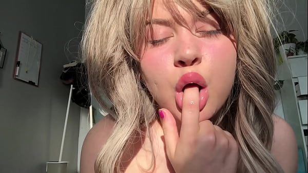 mymouth cant handle all that jummy cum