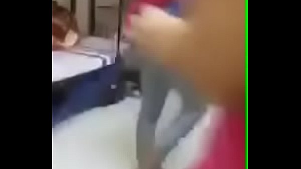 Nonton Having Fun In Hostel And Partying thumbnail