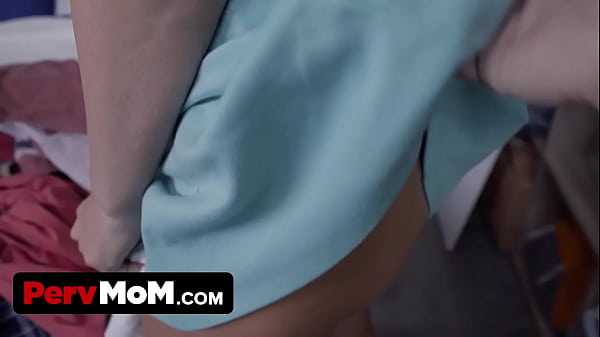 I love Fucking My Slutty Stepmom For Fun 