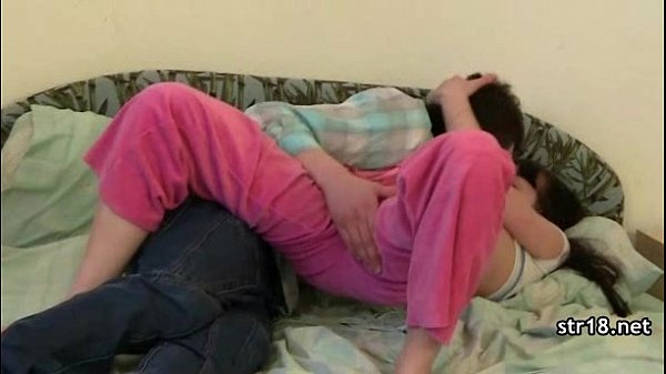 HotRomantic Amateur Fuck On Bed