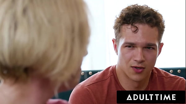 Play MP4 - ADULT TIME - Busty Stepmom Dee Williams CAUGHT WATCHING PORN Tries GAPING ANAL With Big Dick Stepson