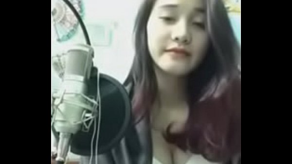 Hotgirl uplive sexy dance 18