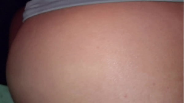 Mi Marido Me Encuentra Masturb&aacute;ndome Y De Castigo Me Folla Mi Gran Culo thumbnail