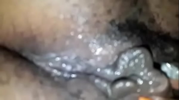 Wet pussy masturbatiion 