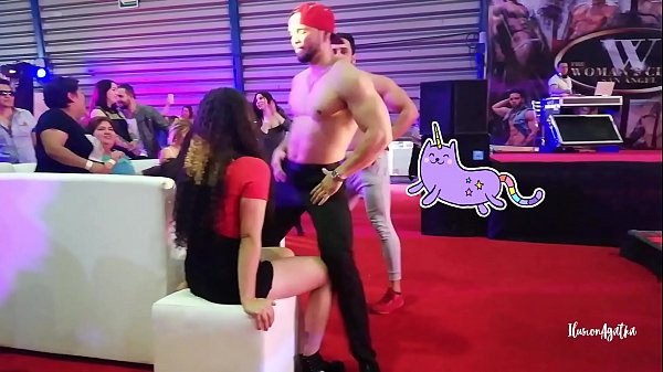 Play MP4 - Vlog expo sexo 2020 &vert; Me bese con ELLA  REESE &vert; Agatha Dolly