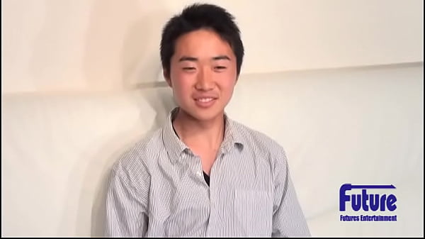 素朴系超ピュア男子がまさか・・マニア必見衝撃のエロさを初披露！！見た目からは想像もつかないエロさはスタッフ一押し！！そんな彼にスタジオで一発抜いてもらっちゃいました！ thumbnail