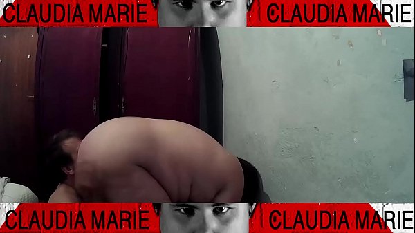 Entre los muslos de la gordadegustando sus flujos vaginales.Que morbo me da esta guarra...