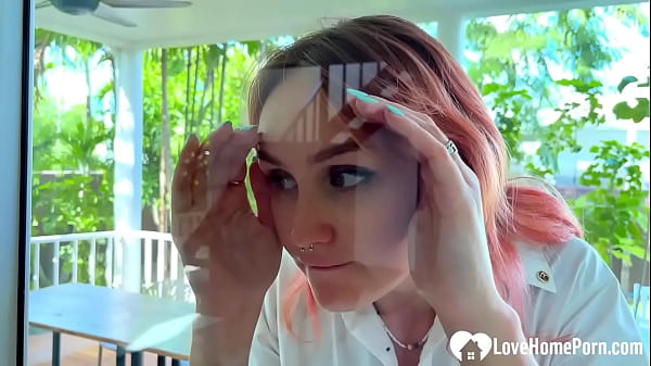 Play MP4 - College Babe Tied Up and Teased in the Bathtub