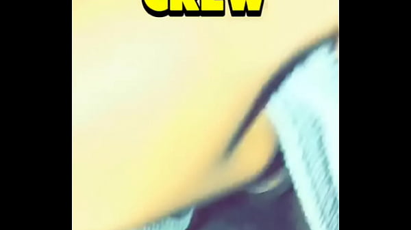 Nonton Is It Too Big? thumbnail