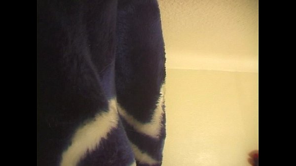 Play MP4 - V 909 94 05