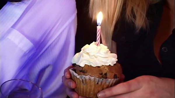 Nonton Birthday Blow - Introduction thumbnail